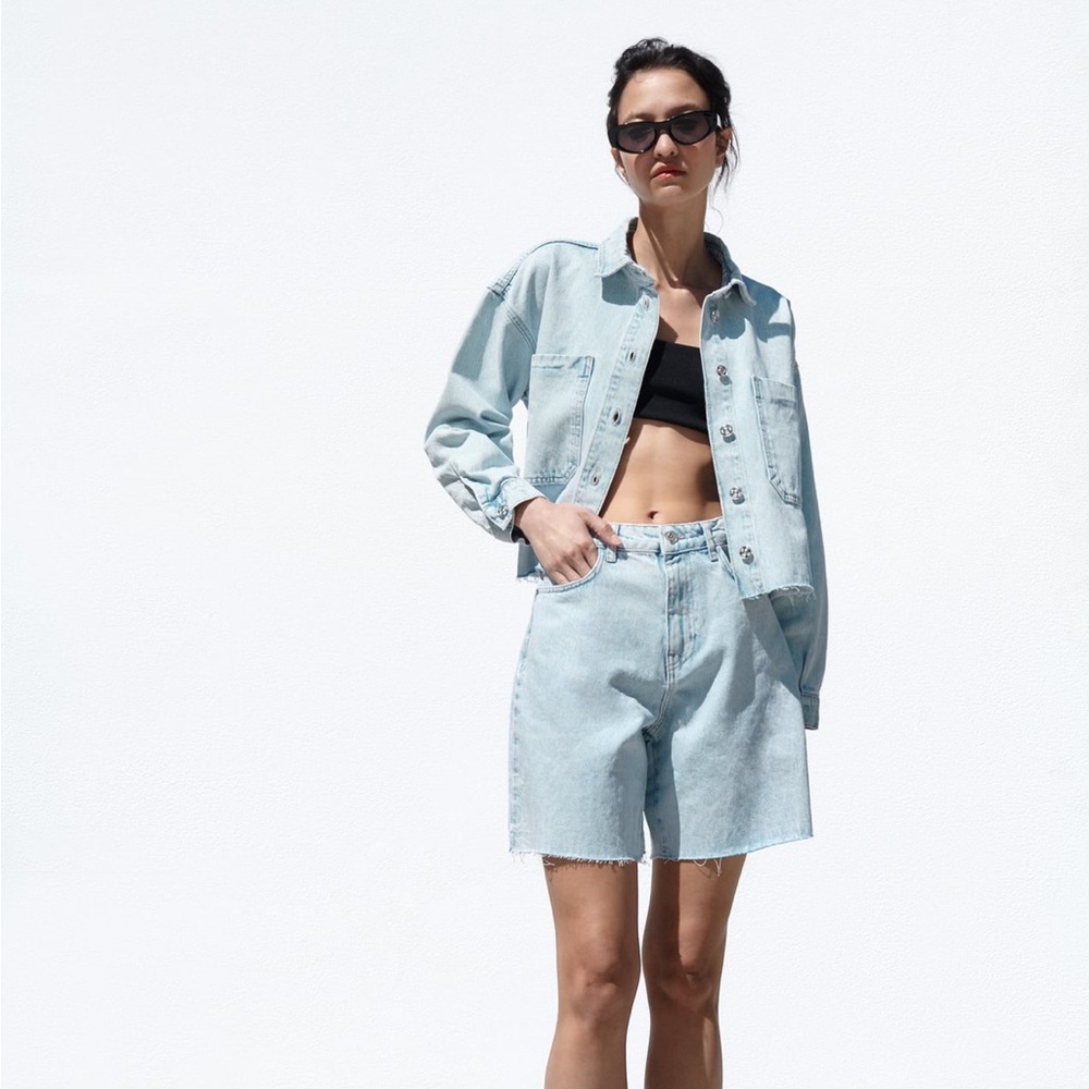 Zara High-waisted straight leg long length shorts